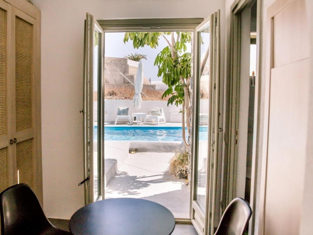 Studio (2 Adults) with Pool View,1007841886:JPEG
