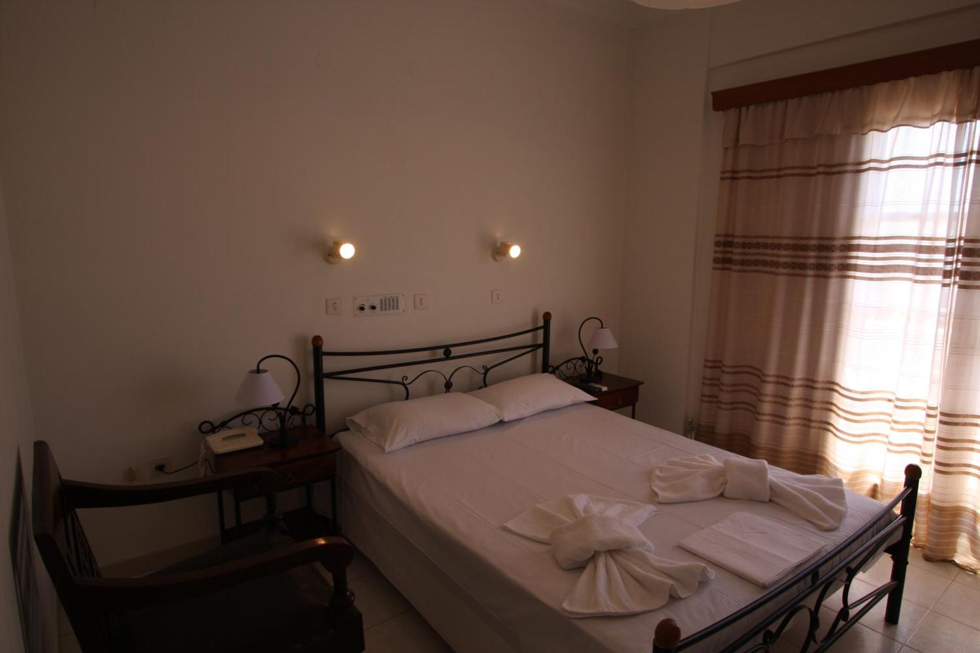 Economy Triple Room Ground Floor with Courtyard,1395666254:JPEG