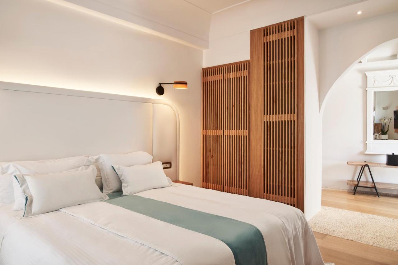 Superior Suite with Jetted Tub - Gea House