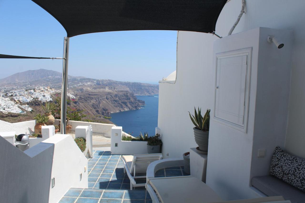 Honeymoon Cave Suite with Two Hot Tubs