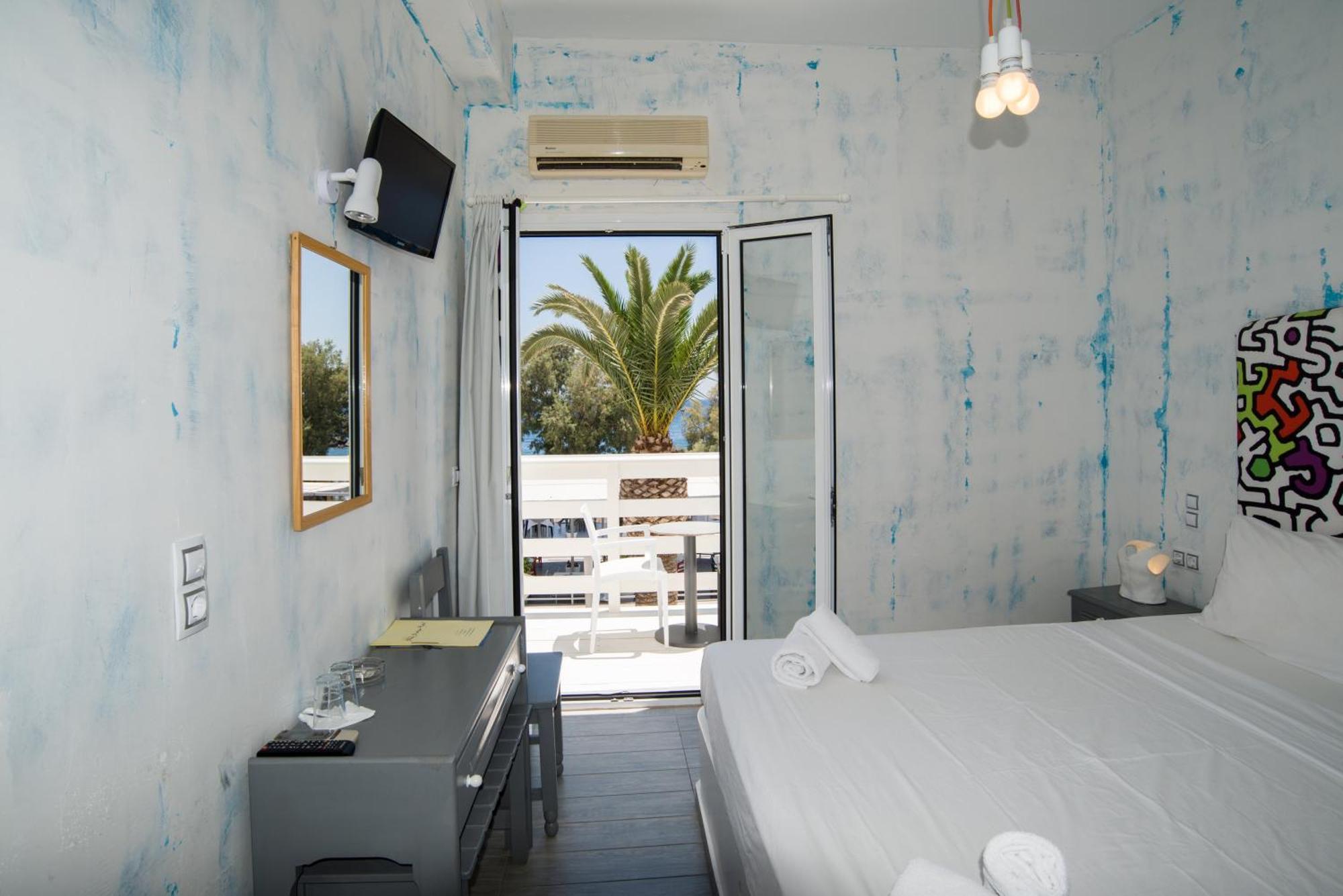 Double or Twin Room Sea View