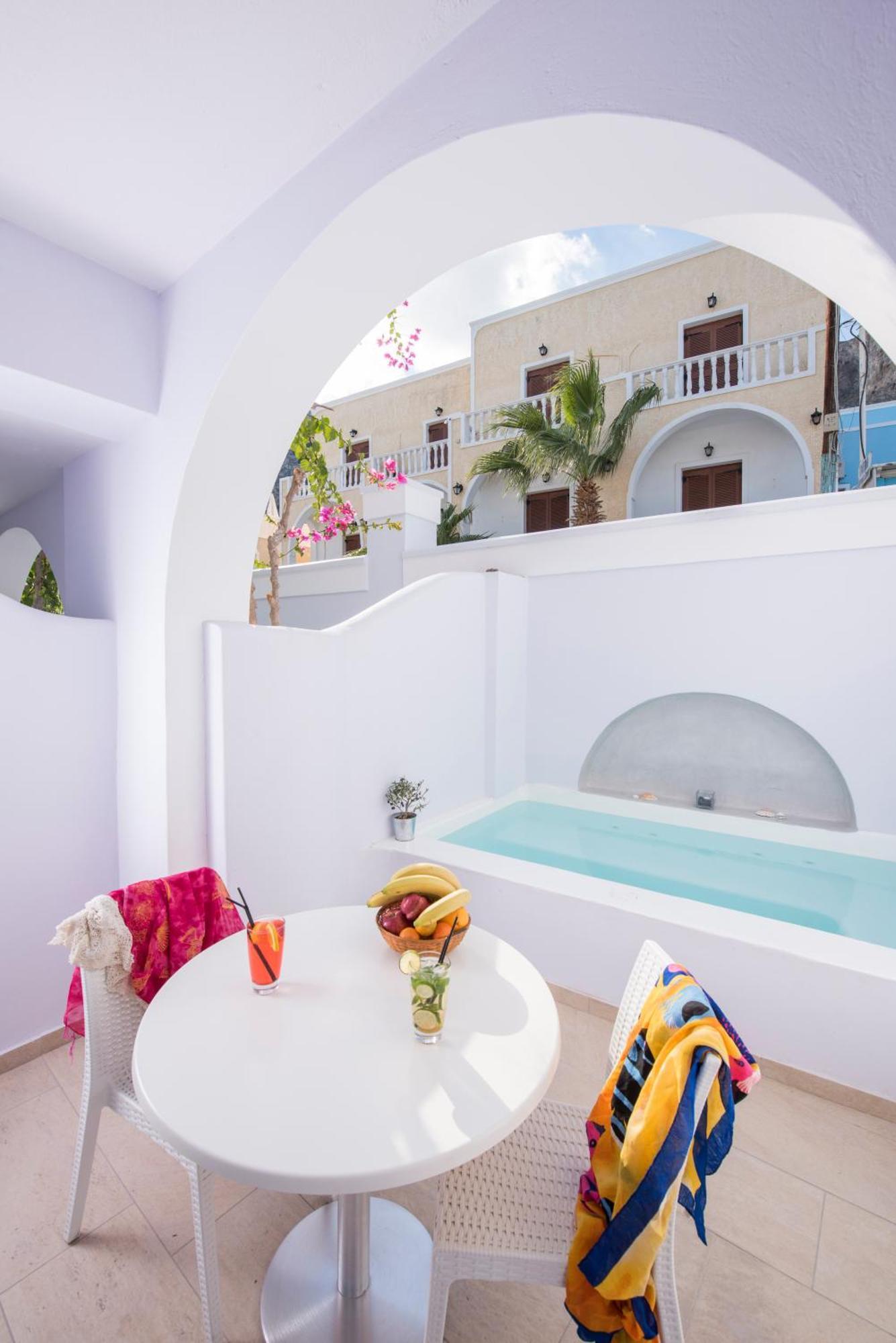 Apartment (2 Adults)