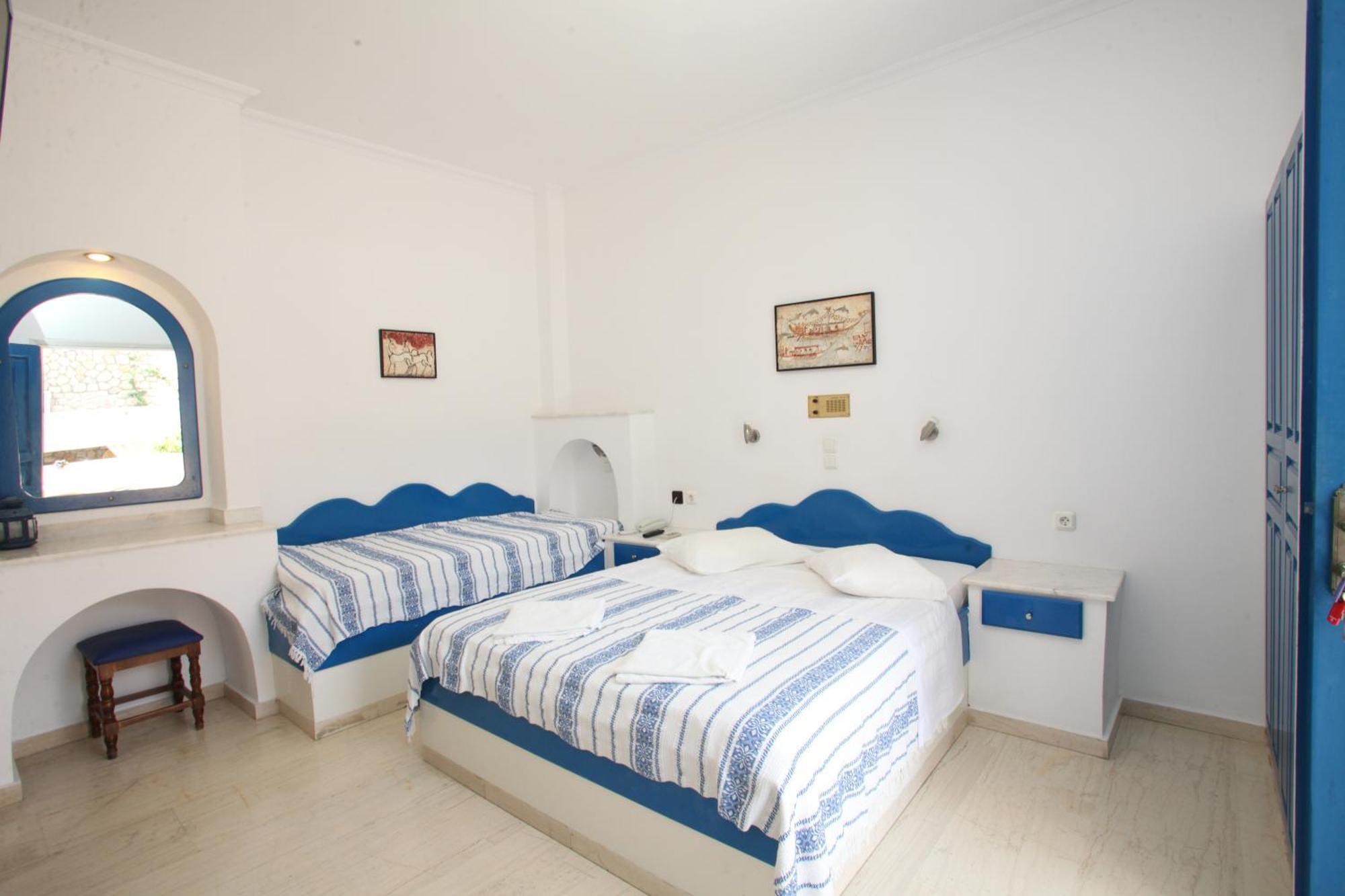 Deluxe Triple Room