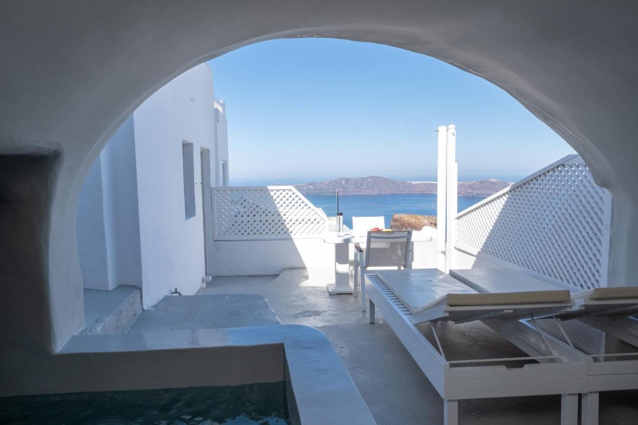 Cave Suite mit Whirlpool-Badewanne im Freien