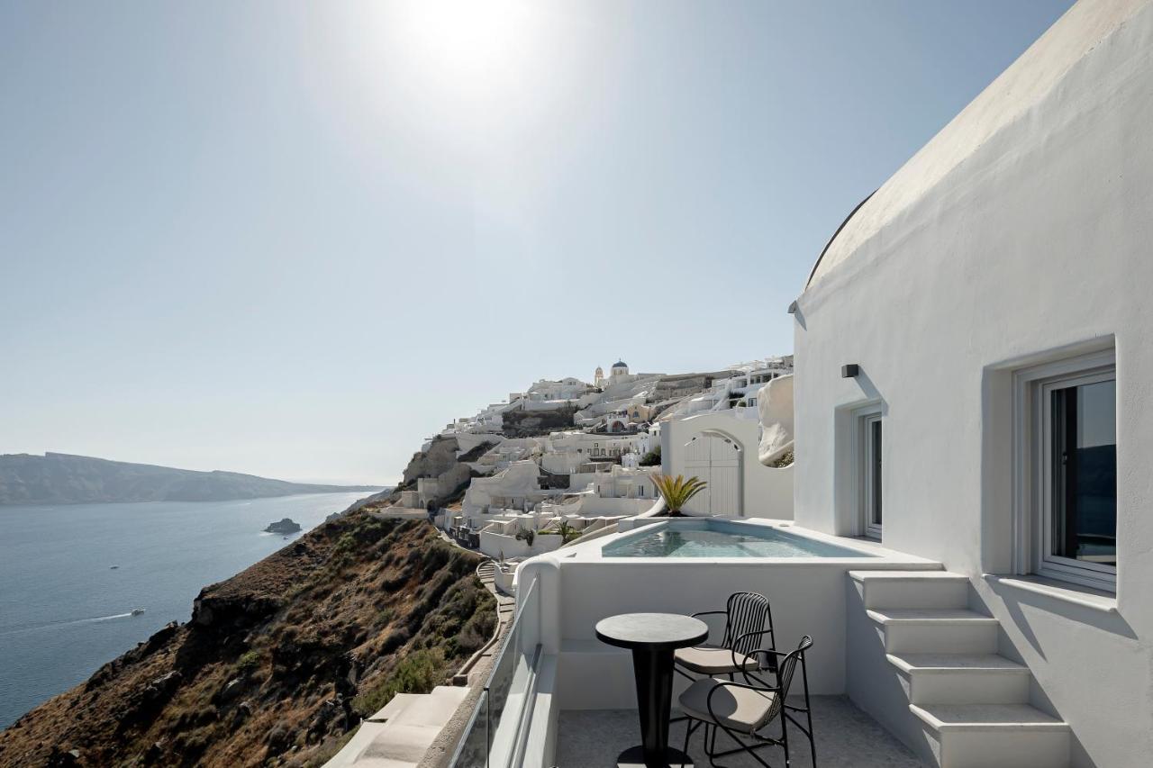 Suite Principal con piscina pequeña al aire libre y vistas al mar