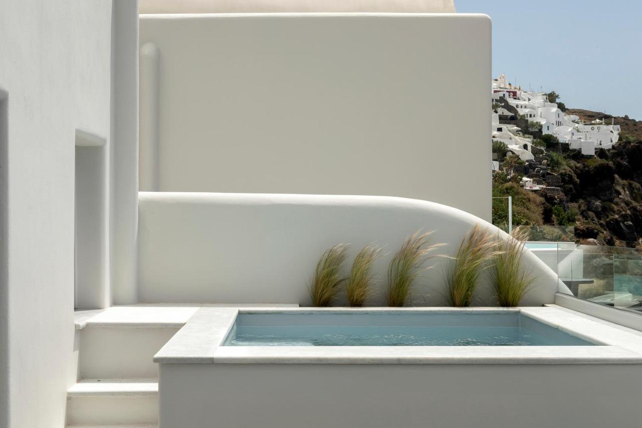 Suite Superior con bañera de hidromasaje al aire libre y vistas al mar