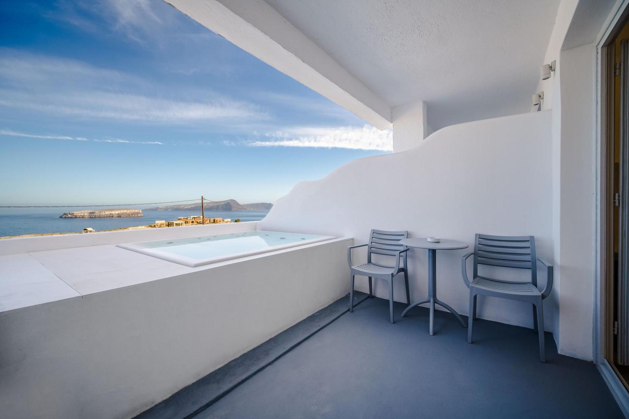 Elegant Suite with Hot Tub,1278159961:JPEG