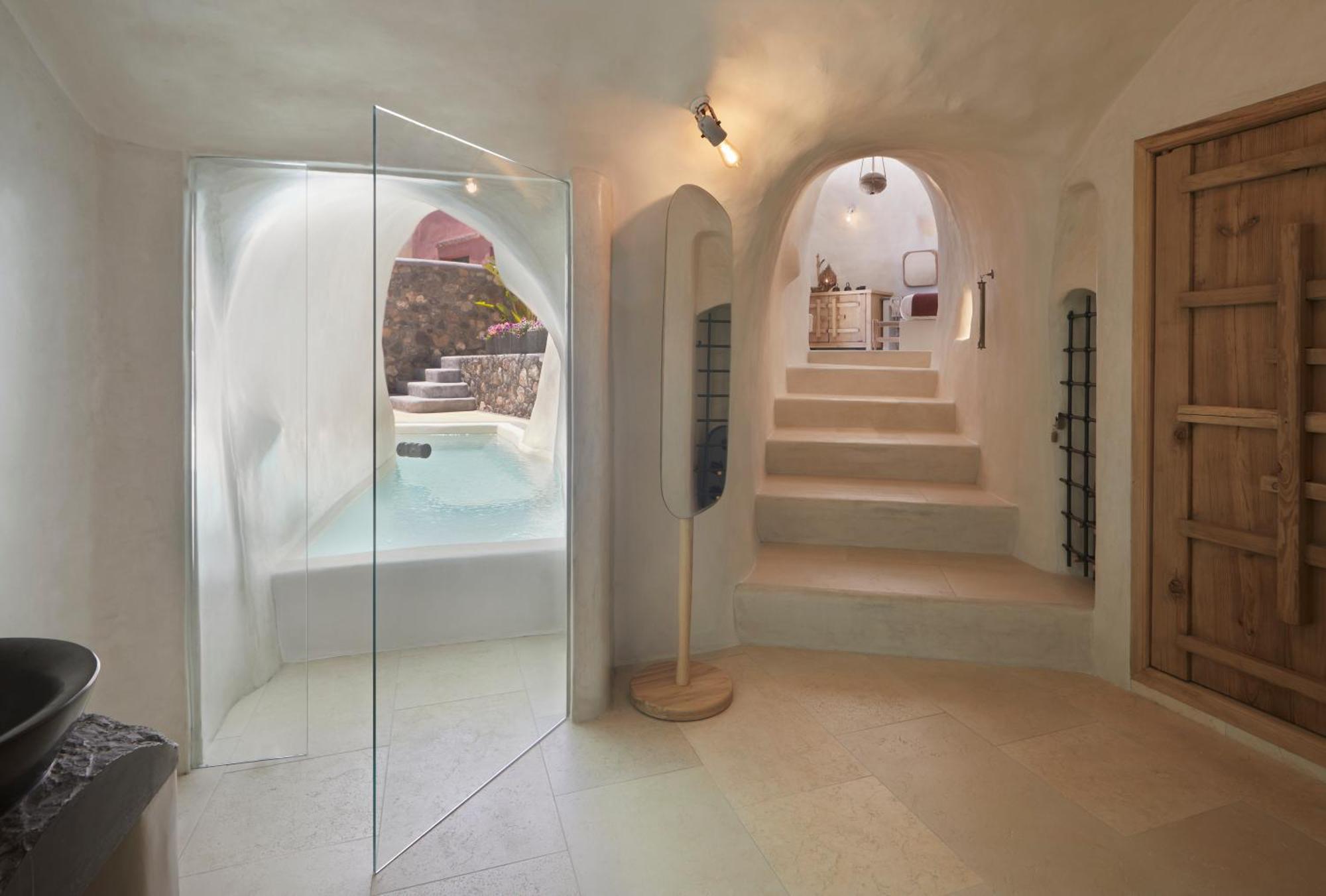 Deluxe Suite Assyrtiko mit eigenem beheiztem Außenpool