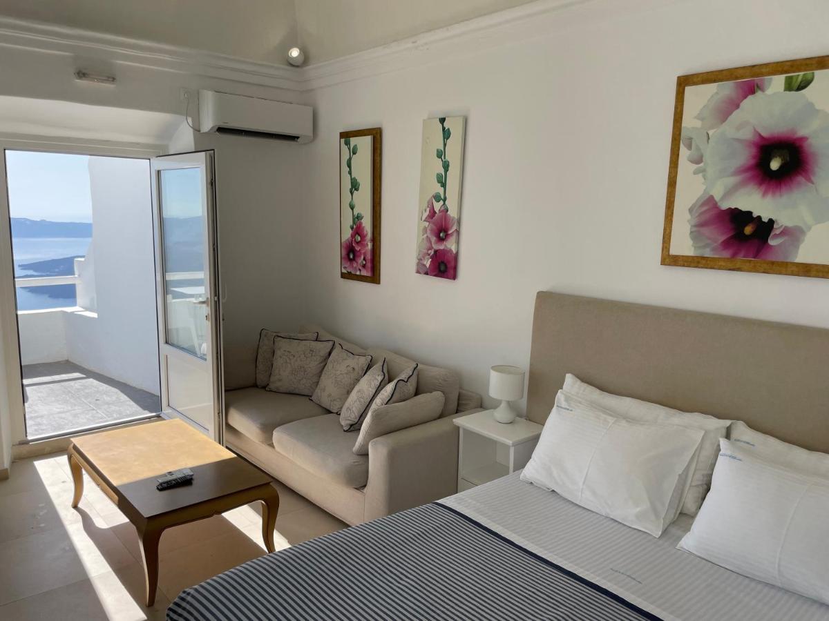 Caldera Mare Suite Hot Tub