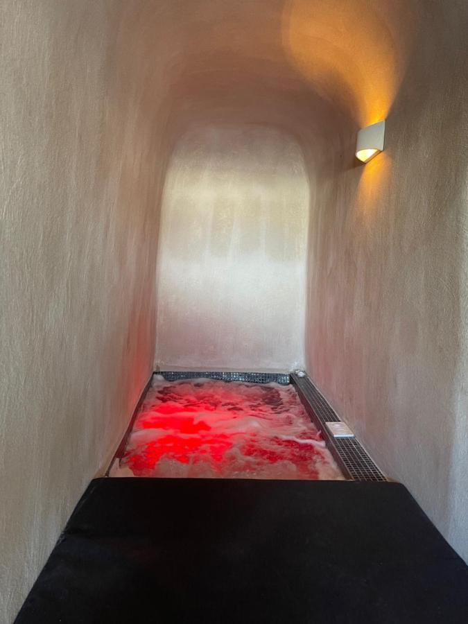 Junior Suite Private Heated Jacuzzi