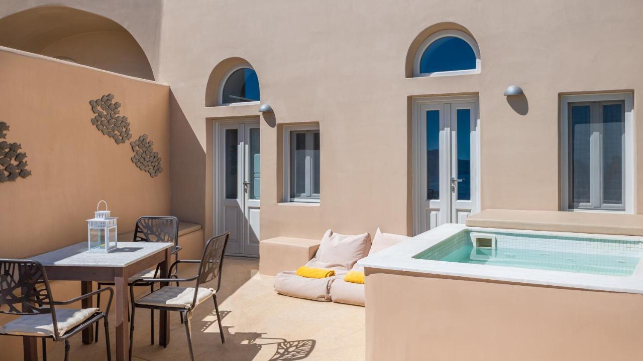 Deluxe Villa Private Outdoor Hot Tub
