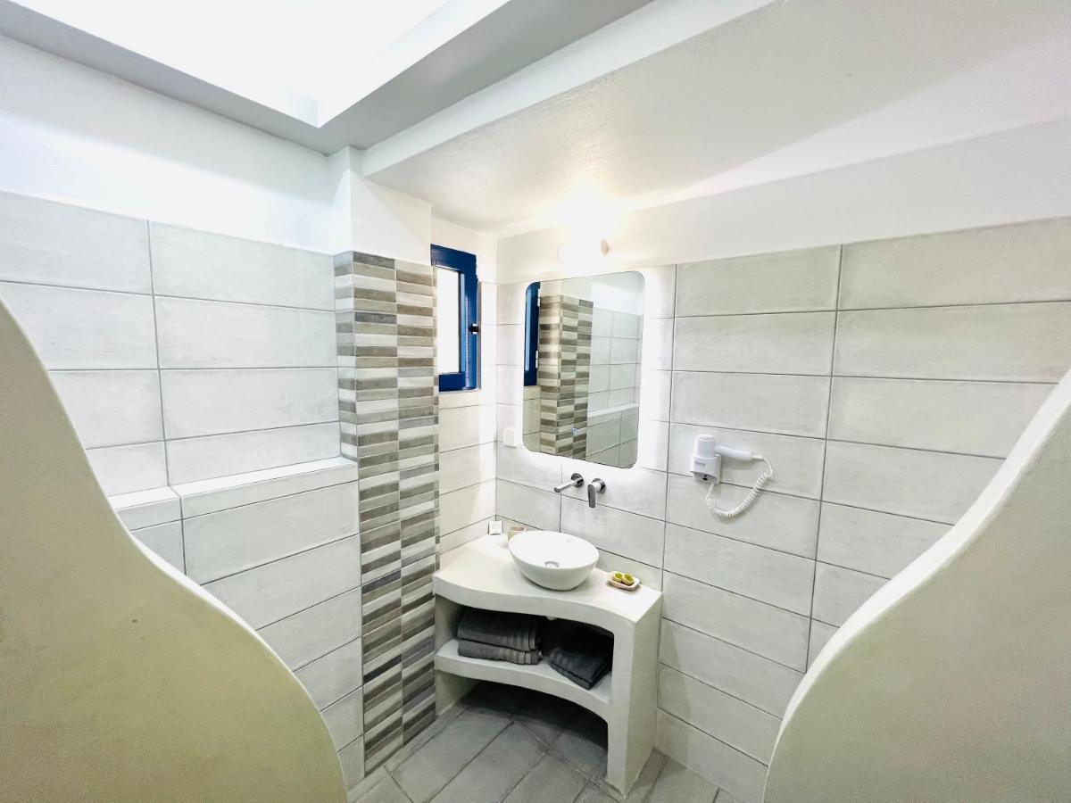 Double Room,1416428304:JPEG