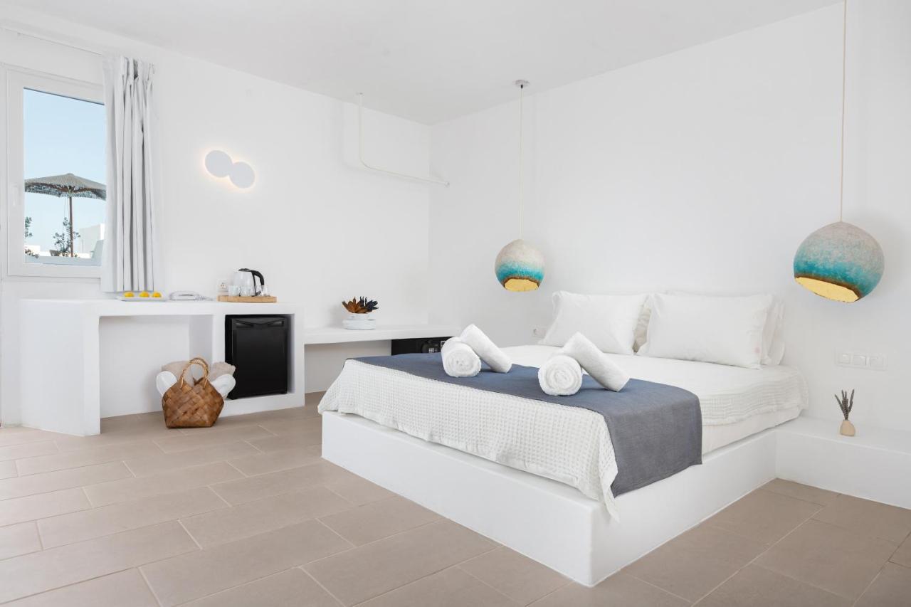 Standard Double Room with Jacuzzi & Pool view