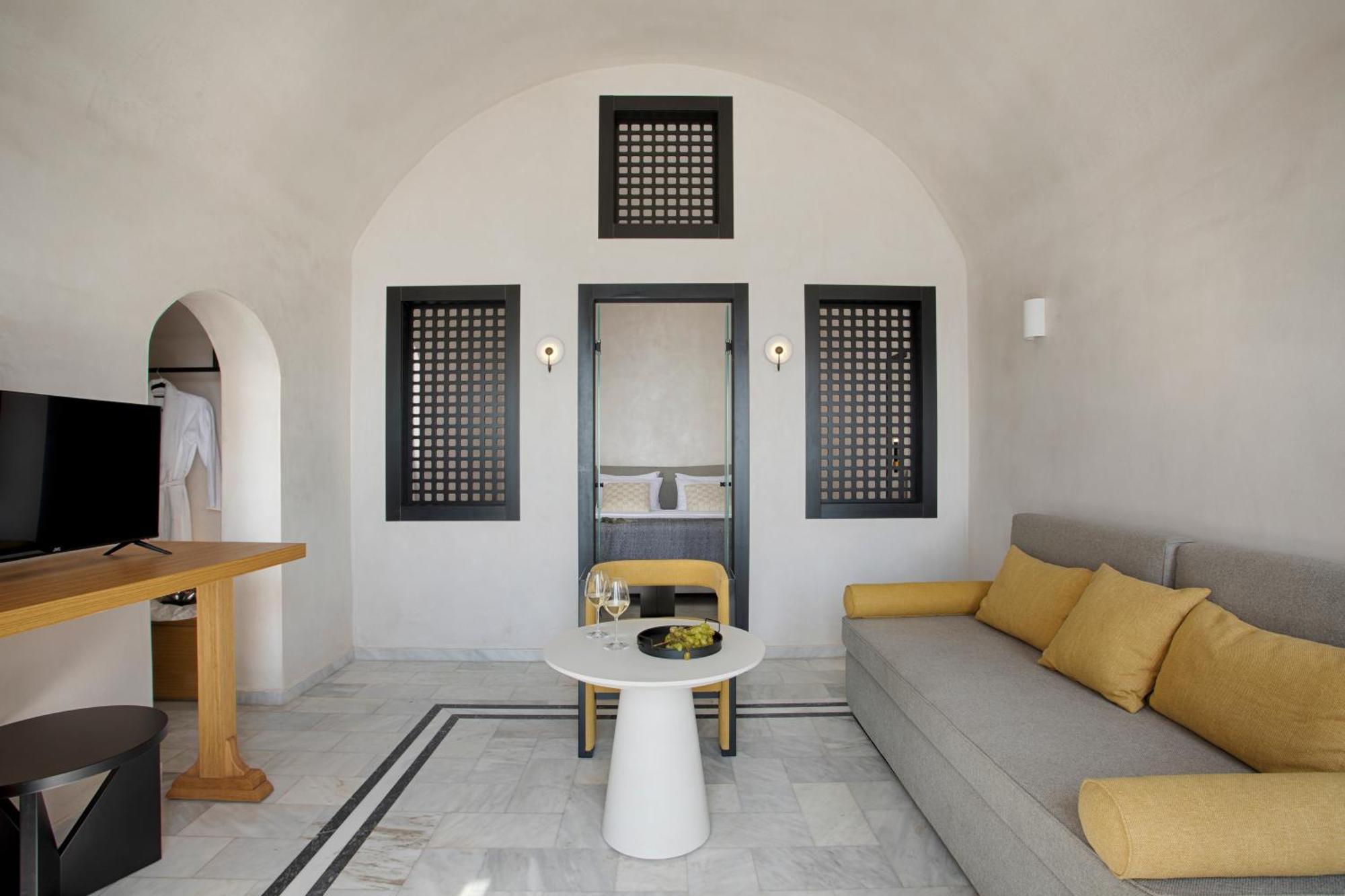 VIP Suite Private Jacuzzi Caldera View