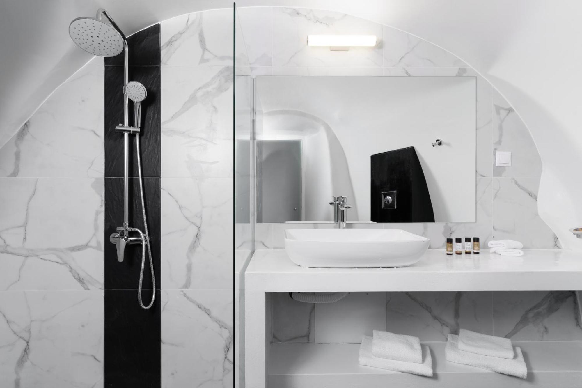 The Mill Suite with Outdoor Jetted tub and caldera view,1566924545:JPEG