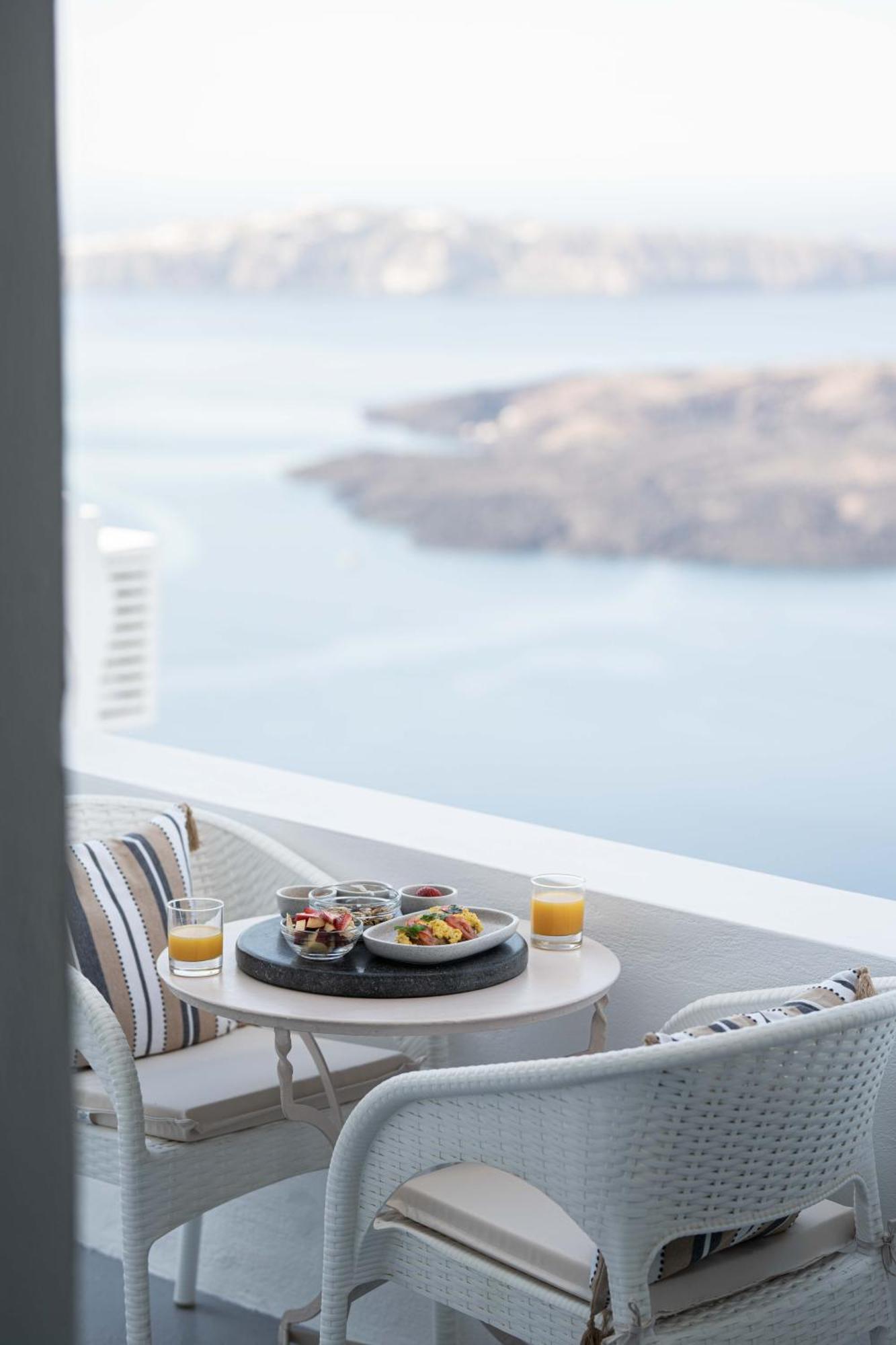 Deluxe Suite with Caldera View,1578738128:JPEG