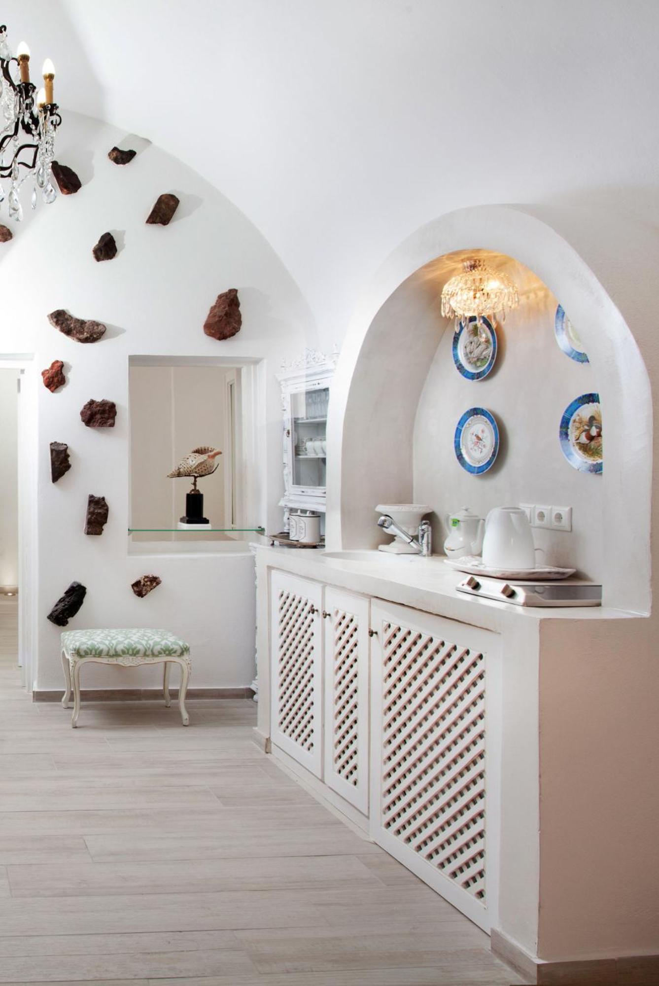 Gold Olive Luxury Cave House