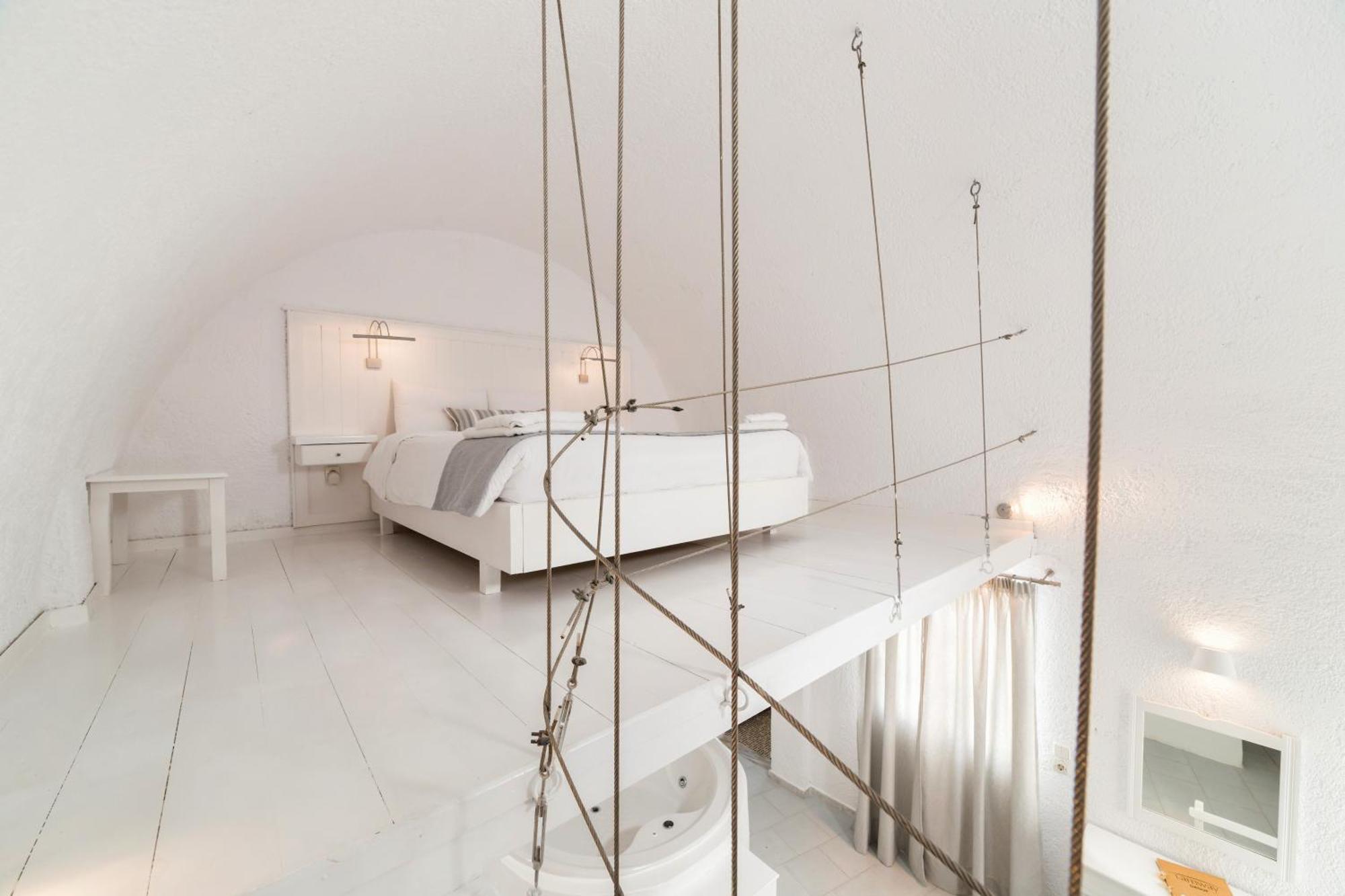 Suite with Hot Tub