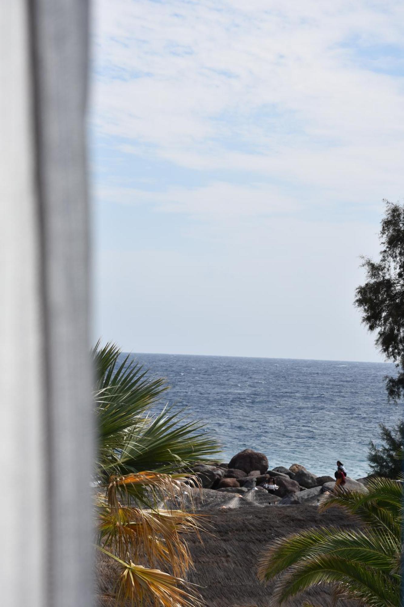 Double or Twin Room Sea View