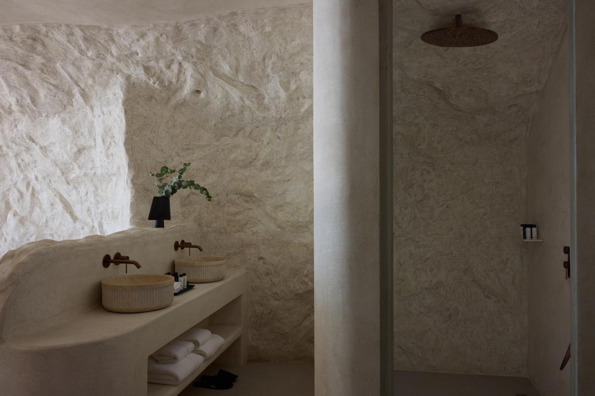 Cave Suite Caldera View with Private Pool