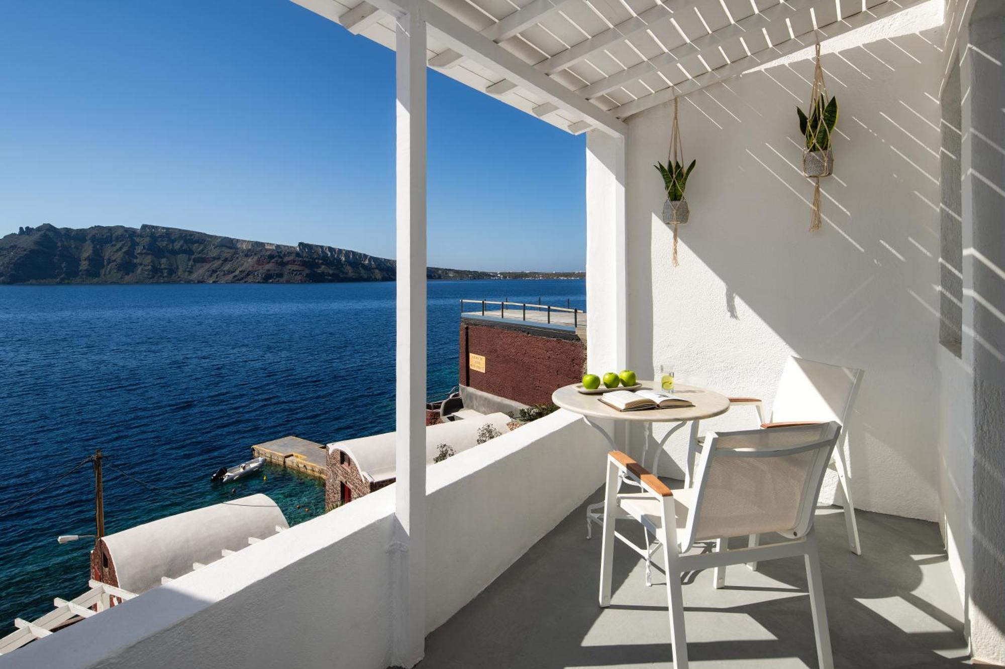 Junior Suite Semi-Private Balcony Sea View