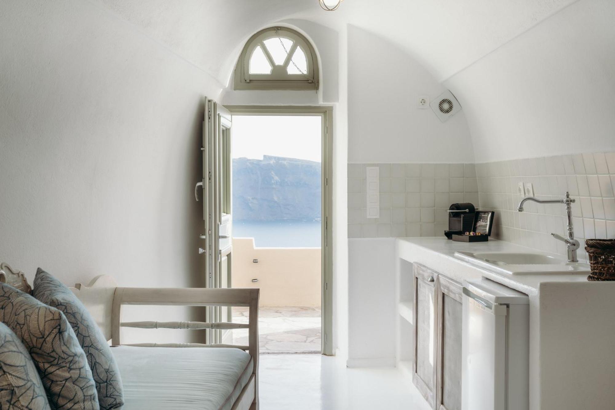DELUXE VILLA HOT JETTED TUB & SUNSET VIEW,1641076841:JPEG