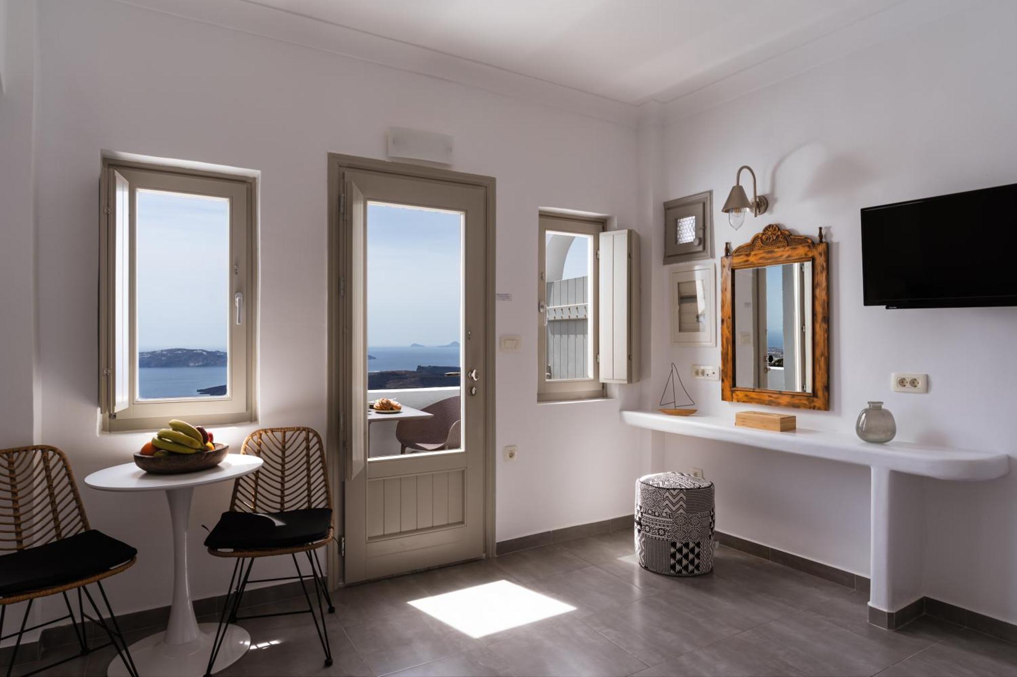 Deluxe Suite Caldera View