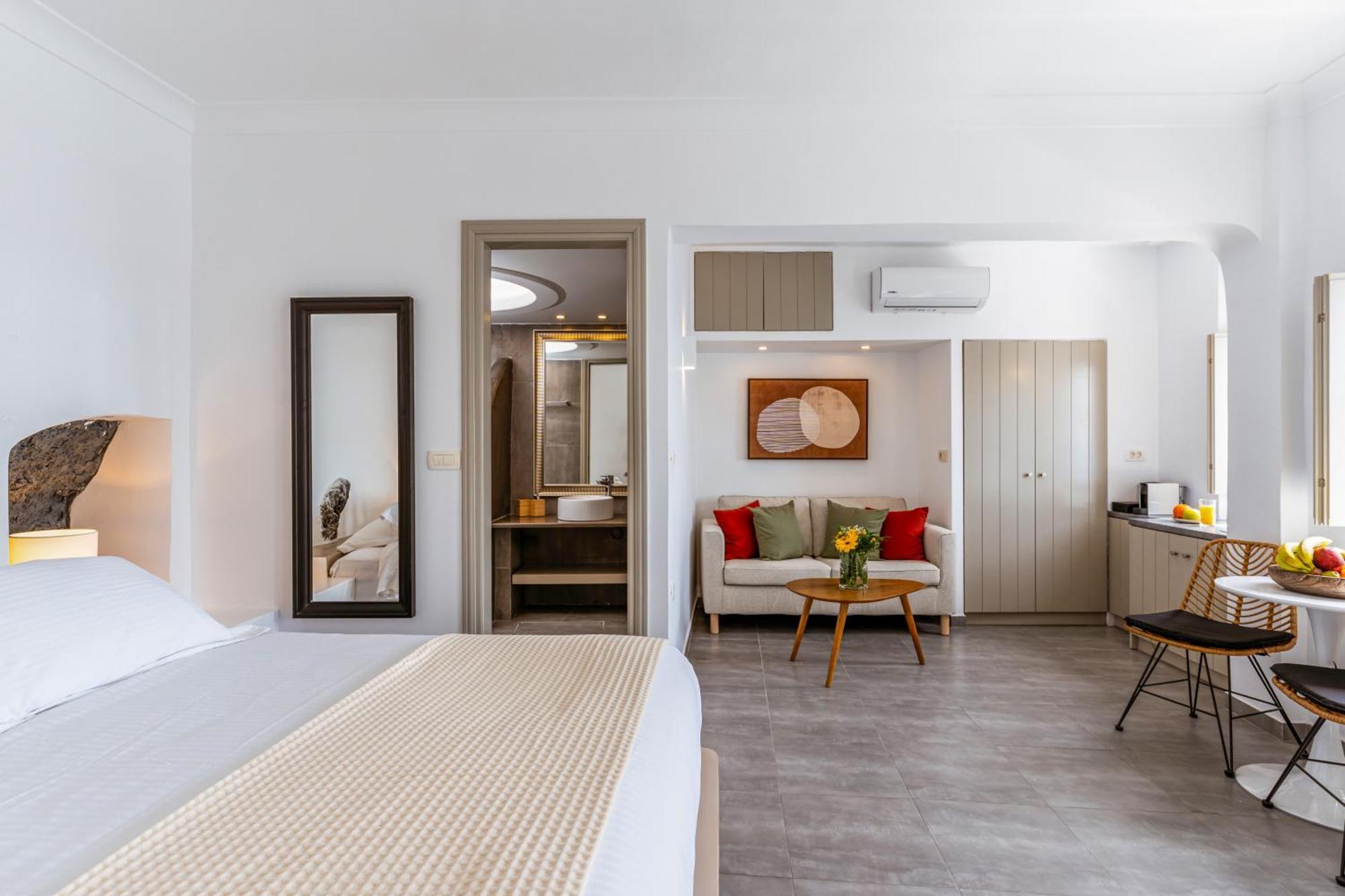Deluxe Suite Caldera View