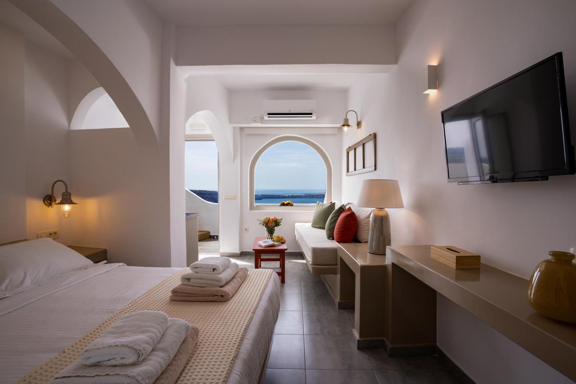 Superior Double Room Caldera View