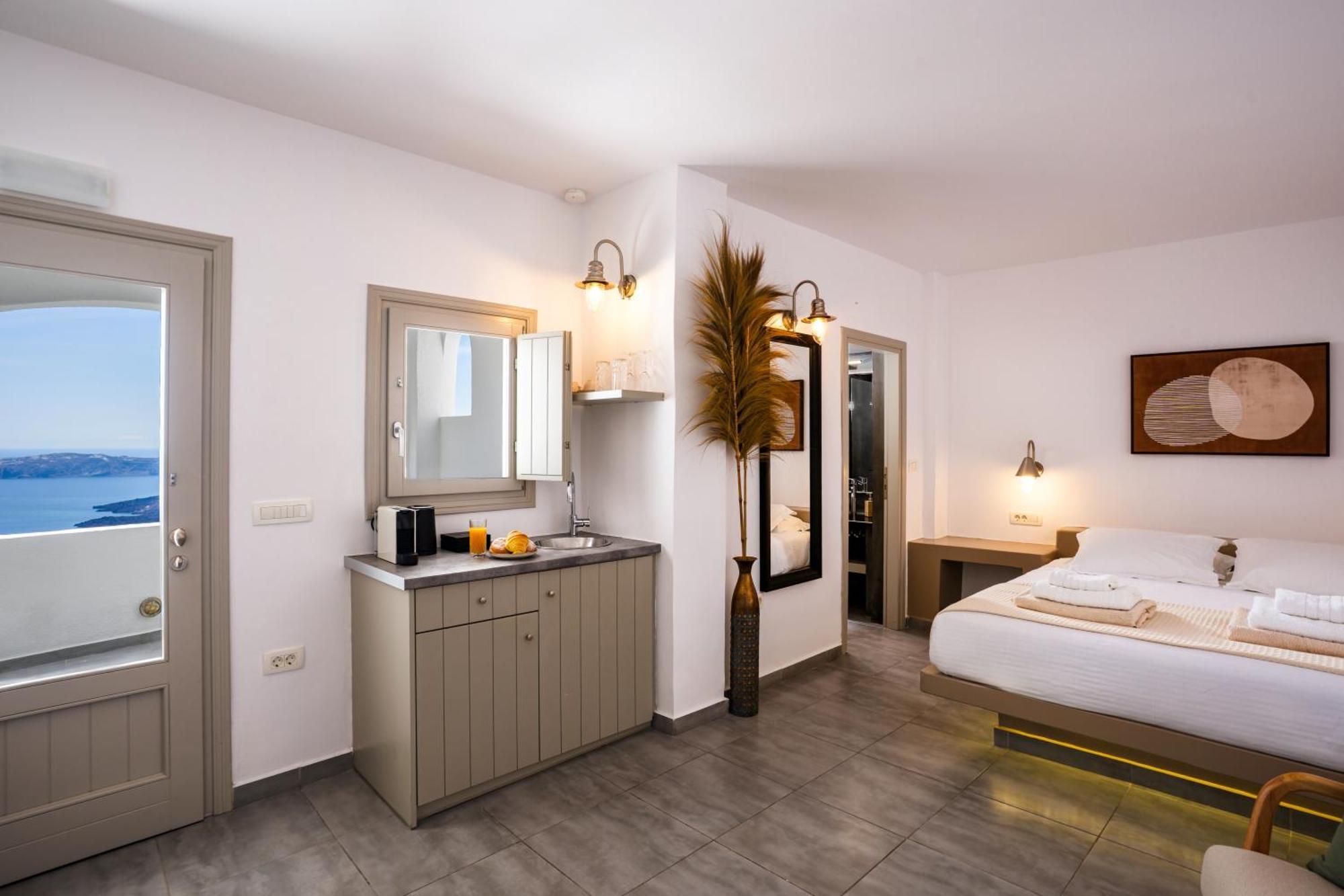Superior Double Room Caldera View