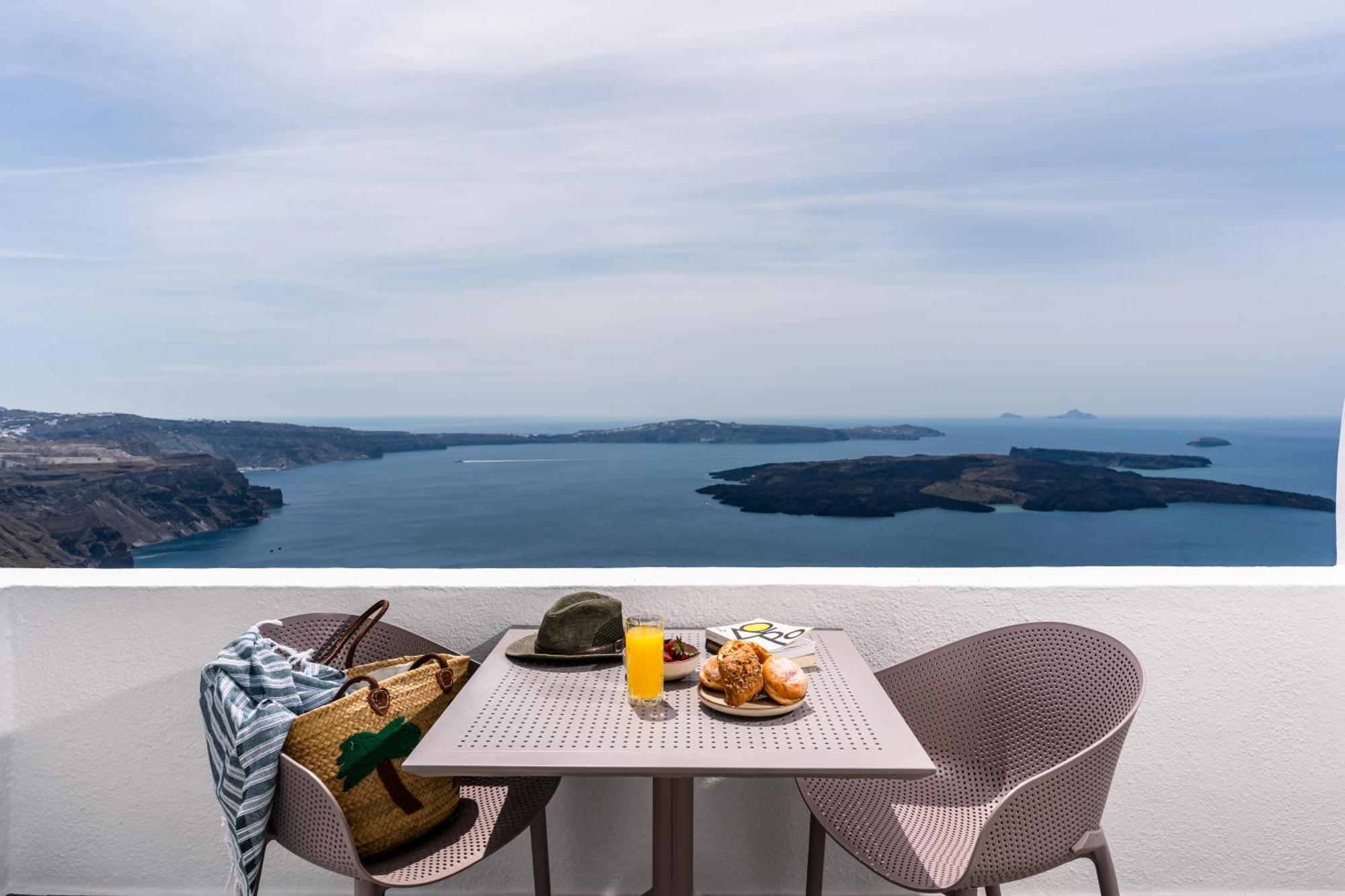 Deluxe Suite Caldera View