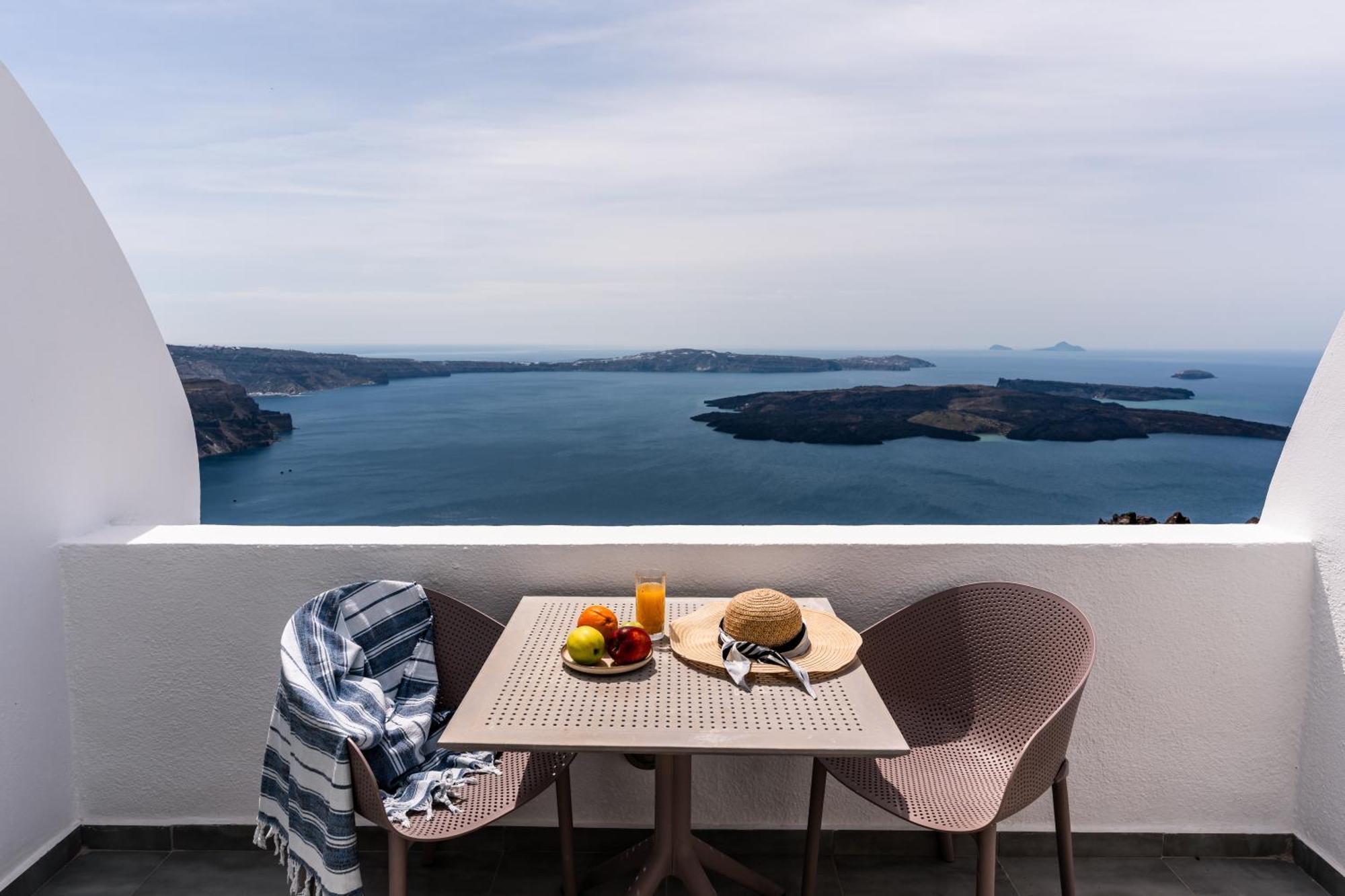 Deluxe Suite Caldera View