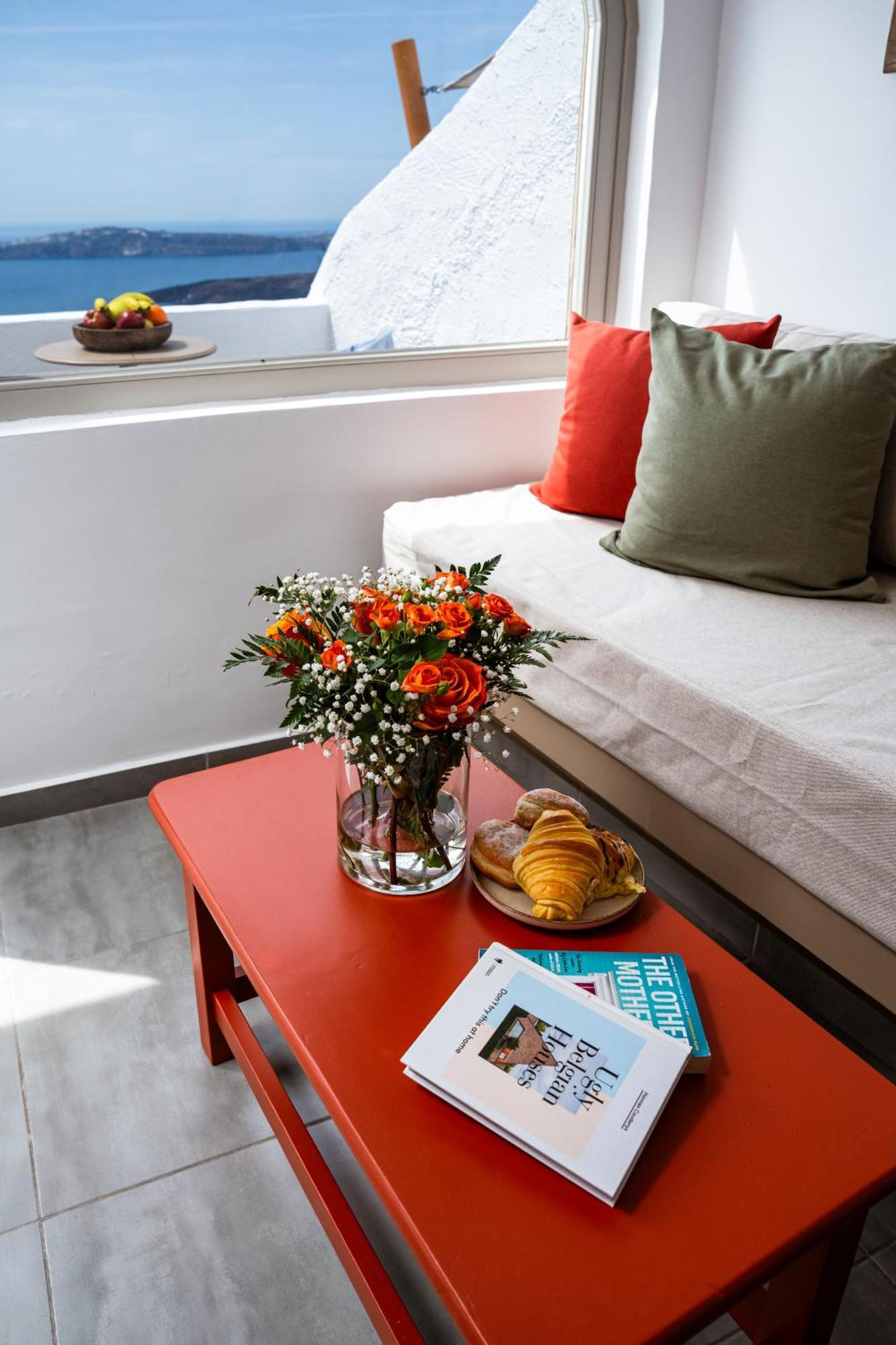 Superior Double Room Caldera View