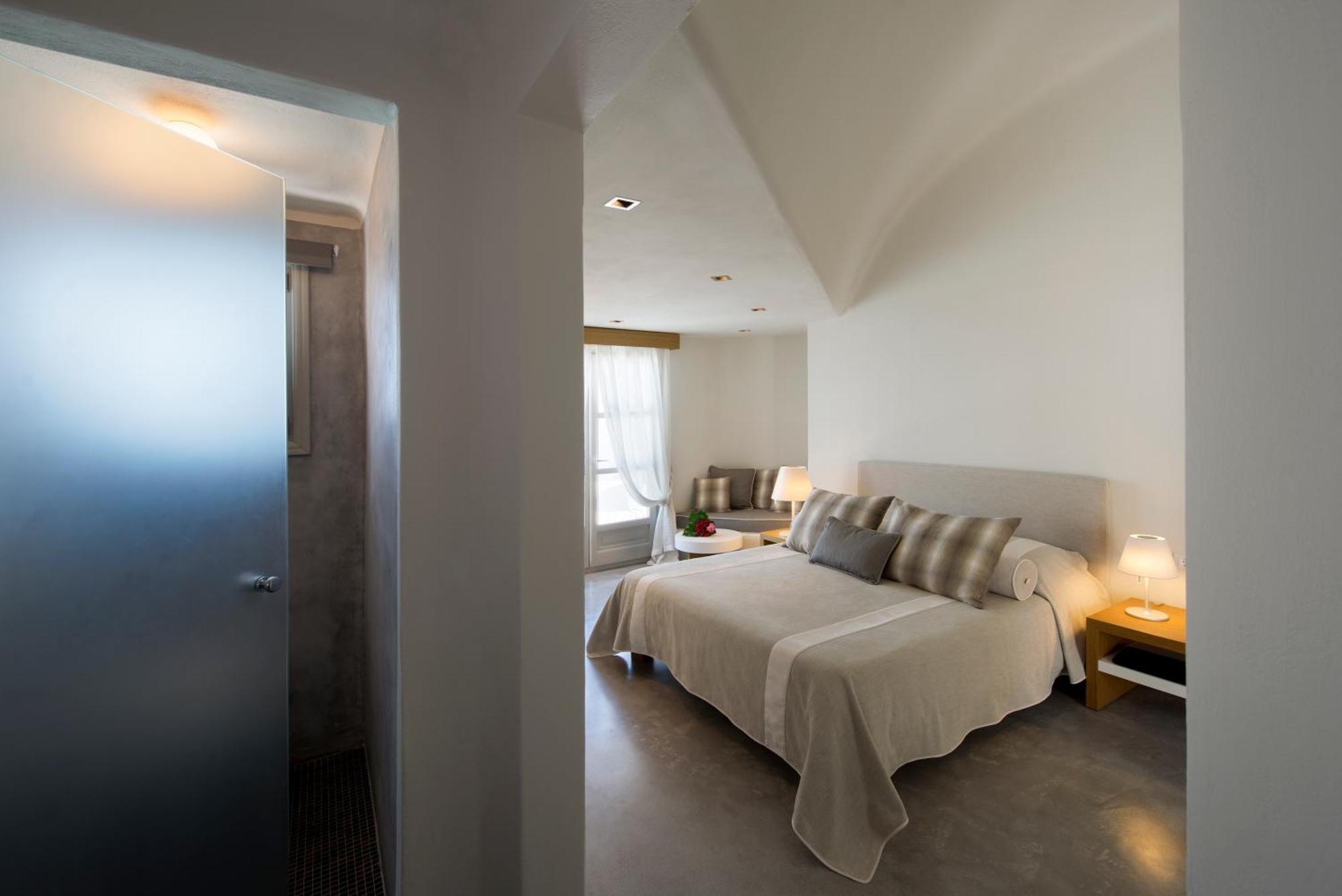 Deluxe Double Room with Caldera and Sunset view,247922269:JPEG