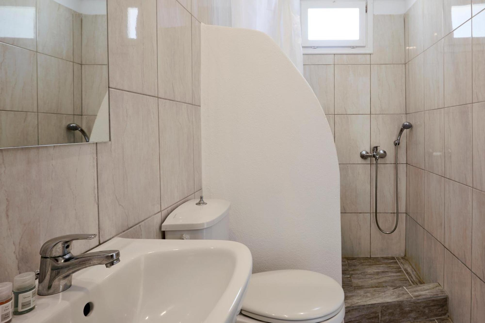 Standard Room with Balcony and Sea View,1681792316:JPEG
