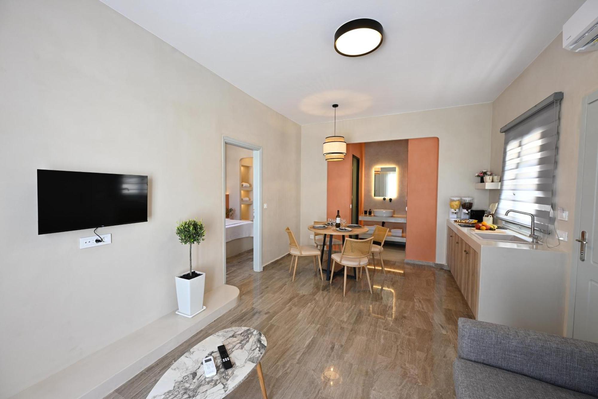 Junior Suite,1694579457:JPEG