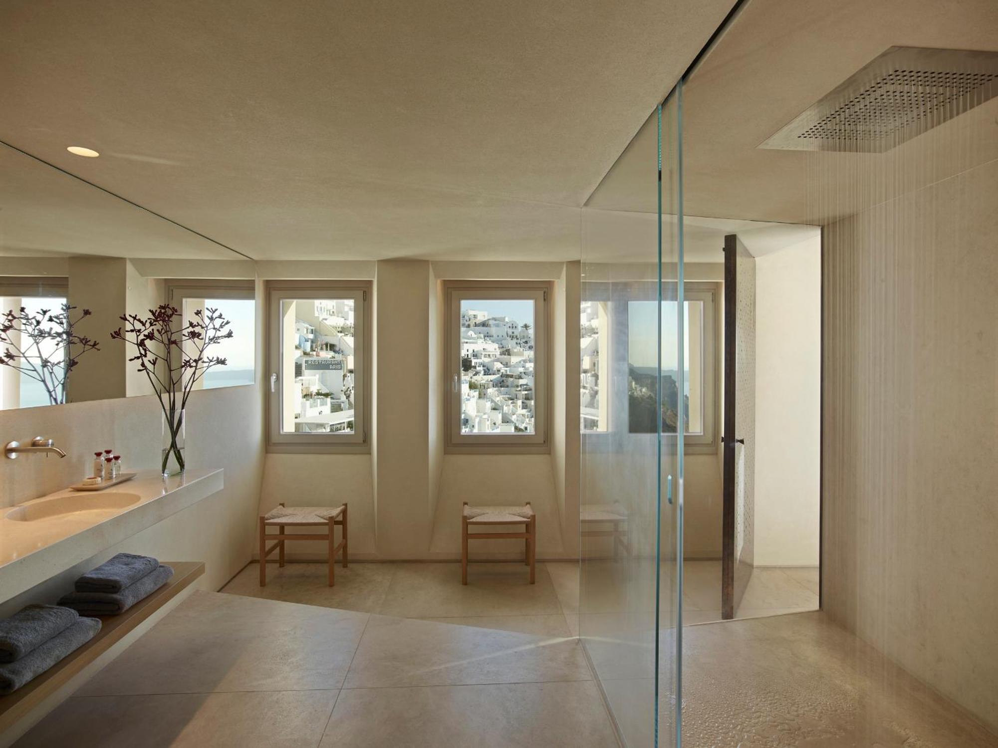 Lava Suite Caldera View