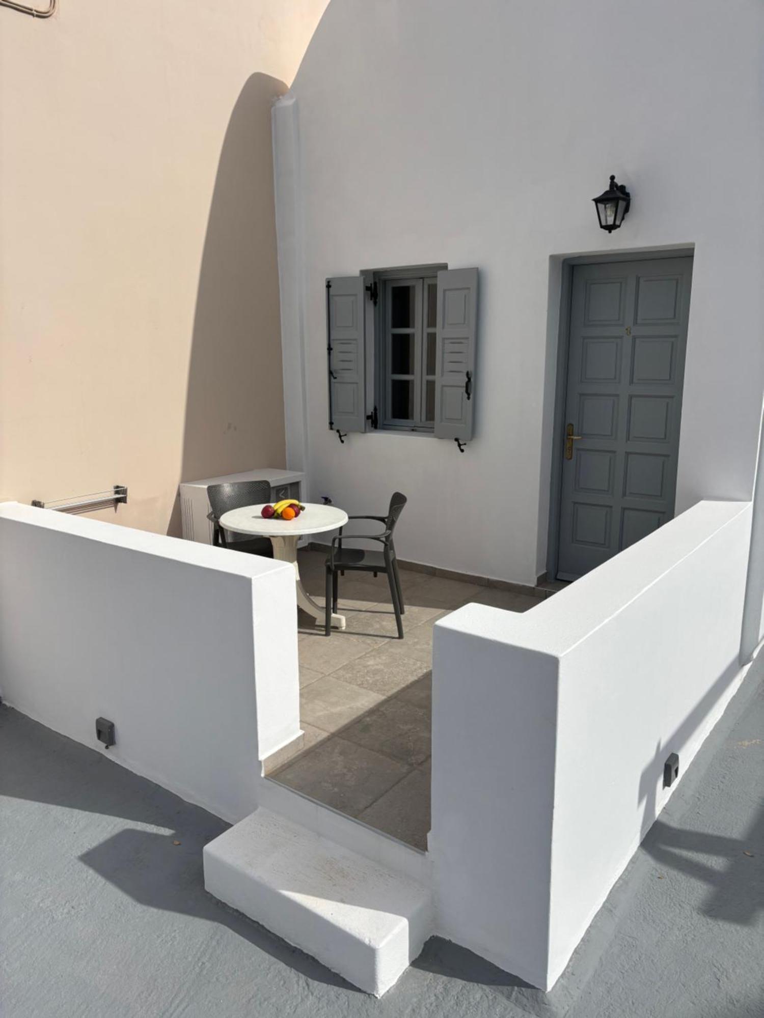 Standard Double pool view 8