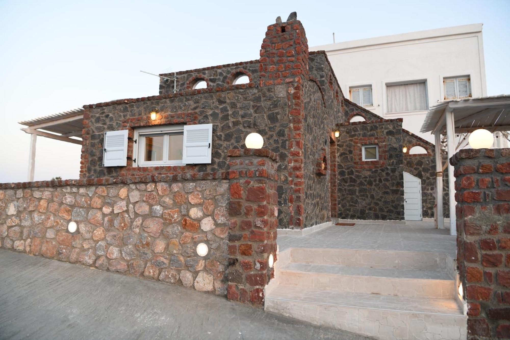 Luxury Seaside Suite Sea View Outdoor Jetted Tub