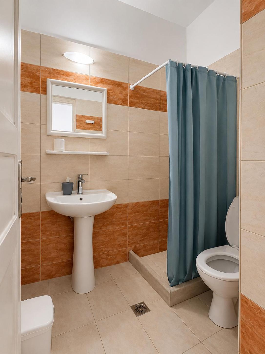 Earth Double Room without View