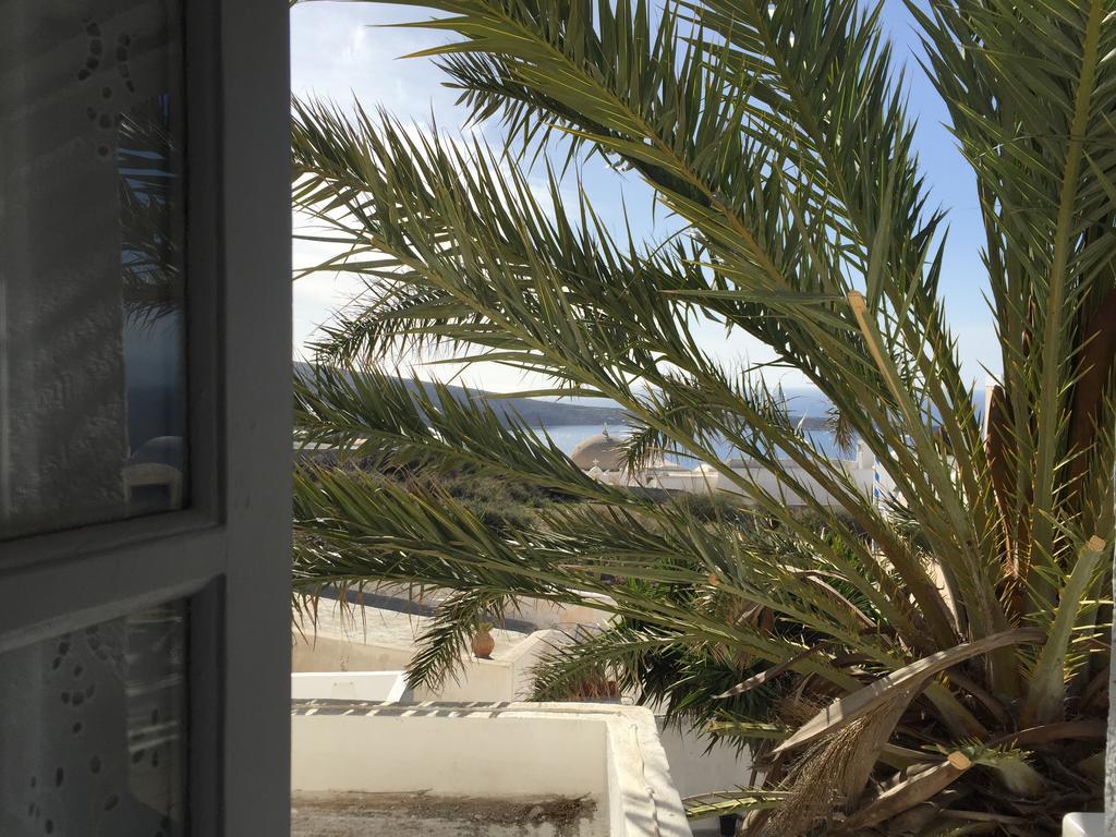 Studio with Balcony (2 Adults) - Split Level No 1,190002973:JPEG