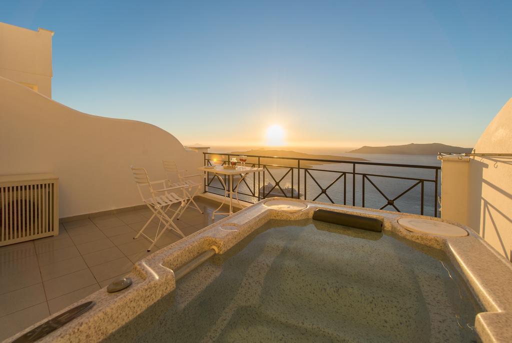 Grande Suite Caldera View Hot Tub,698526135:JPEG
