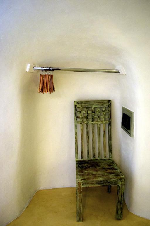 Cave Studio Caldera & Sunset View Shared Jetted Tub Ambient Water