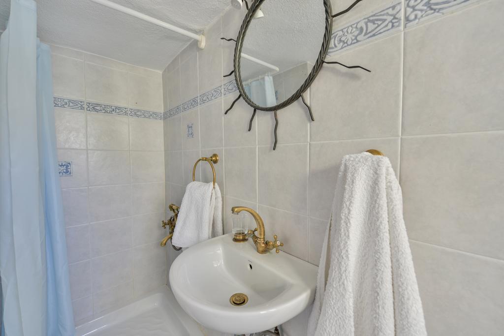 One-Bedroom Villa,240356381:JPEG
