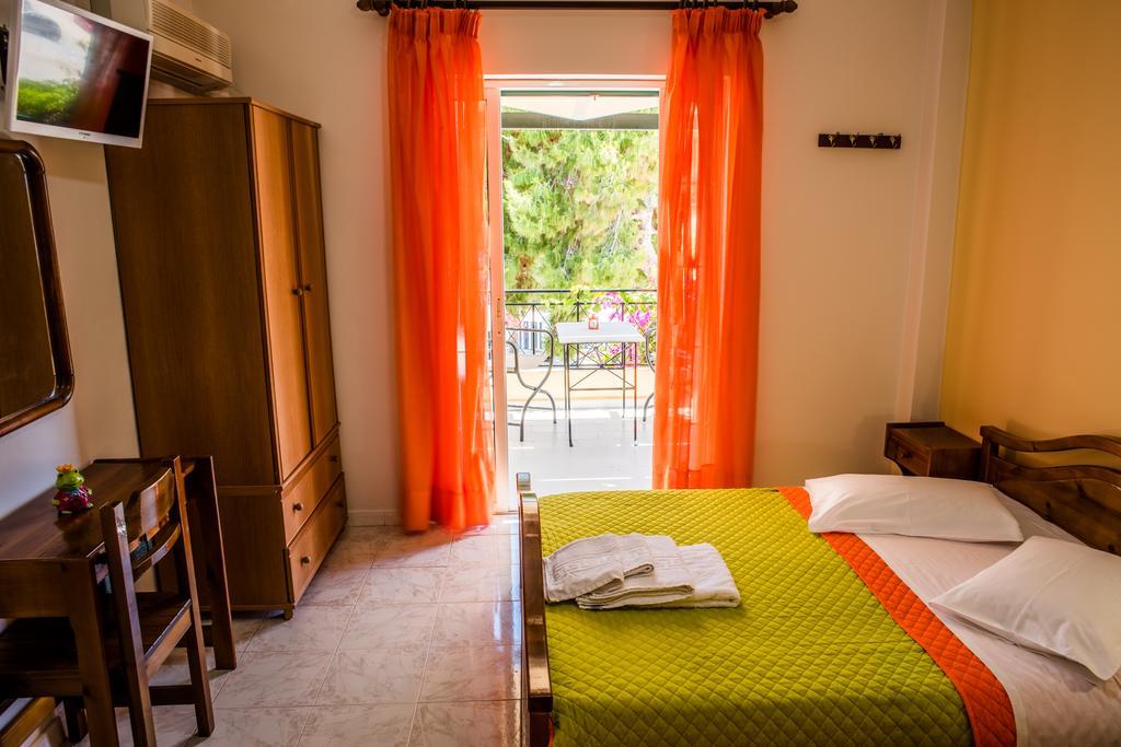 Triple Room Balcony