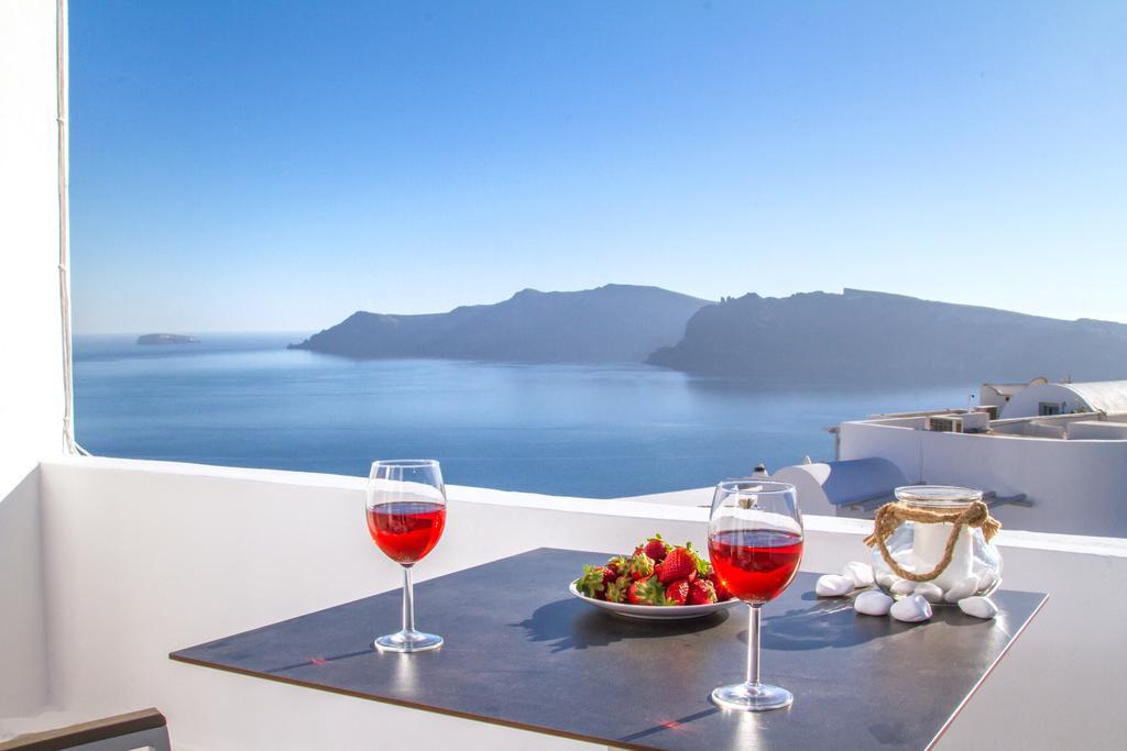 Deluxe Villa Caldera View