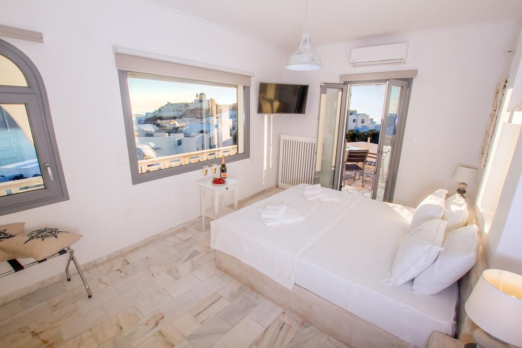 Deluxe Villa Caldera View