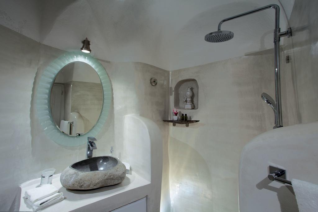 Gold Olive Luxury Cave House