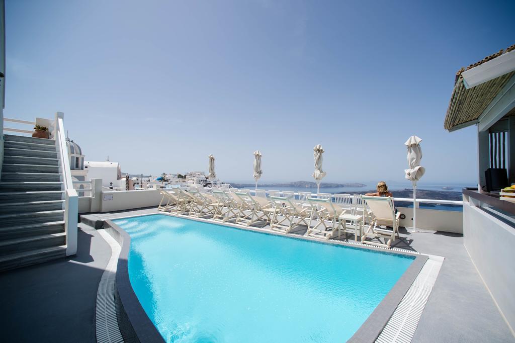 Single Room Pool Facing