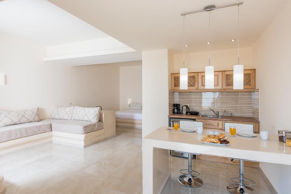 Suite Junior con vistas al mar y bañera de hidromasaje